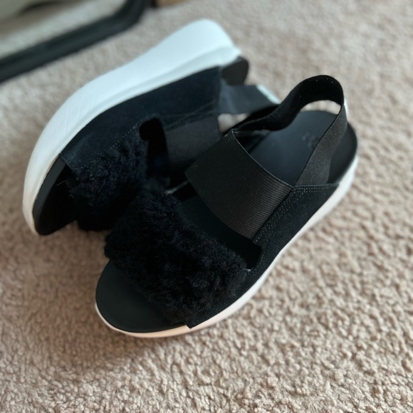 Ugg platform Black and white Sandals - Picture 6 of 12